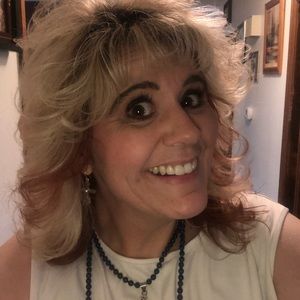 Meet your Posher, Christina